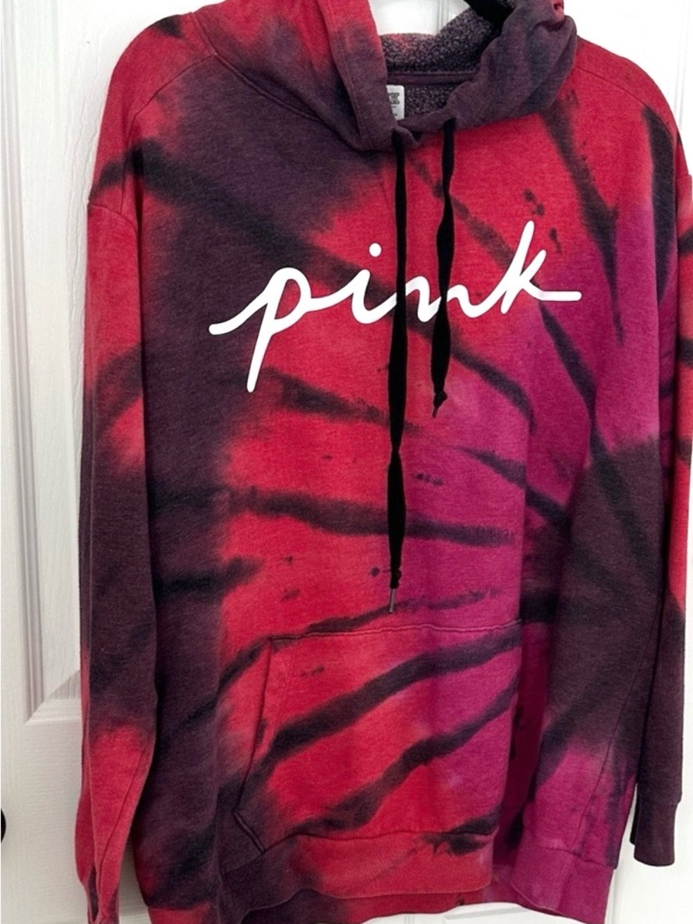 PINK Victoria's Secret Logo Print - White/Black